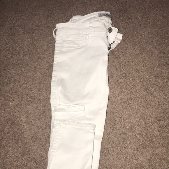 White Hollister jeans - Picture 2 of 2